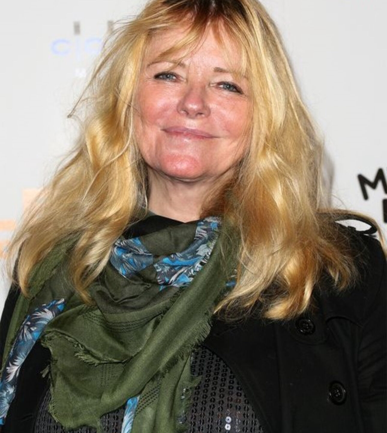 How the ‘First American Supermodel’ Looks at 77 Without Hiding Her Wrinkles — Photos